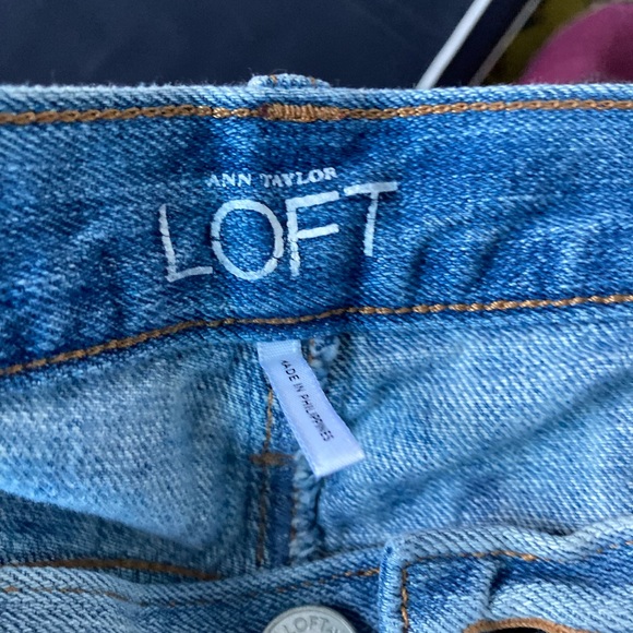 Loft Boyfriend Jeans. - Picture 8 of 8